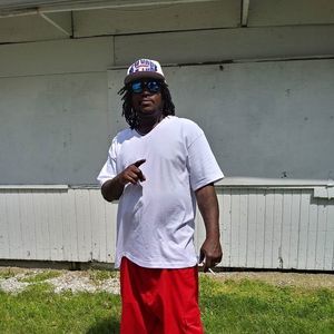 Meet your Posher, Gregory